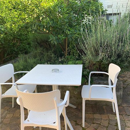 Courtyard Studio Lights And Wi Fi During Load Shedding Stellenbosch Exterior foto